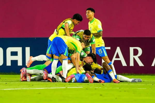 Brasil despacha França nos pênaltis e vai às quartas do Mundial Sub-17