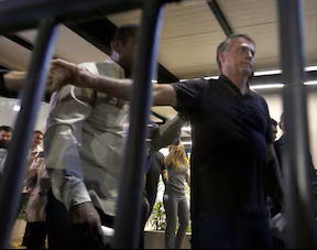 Foto Jair Bolsonaro na PF