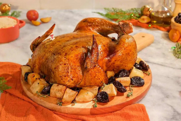 Ave temperada é um dos itens previstos na cesta de Natal