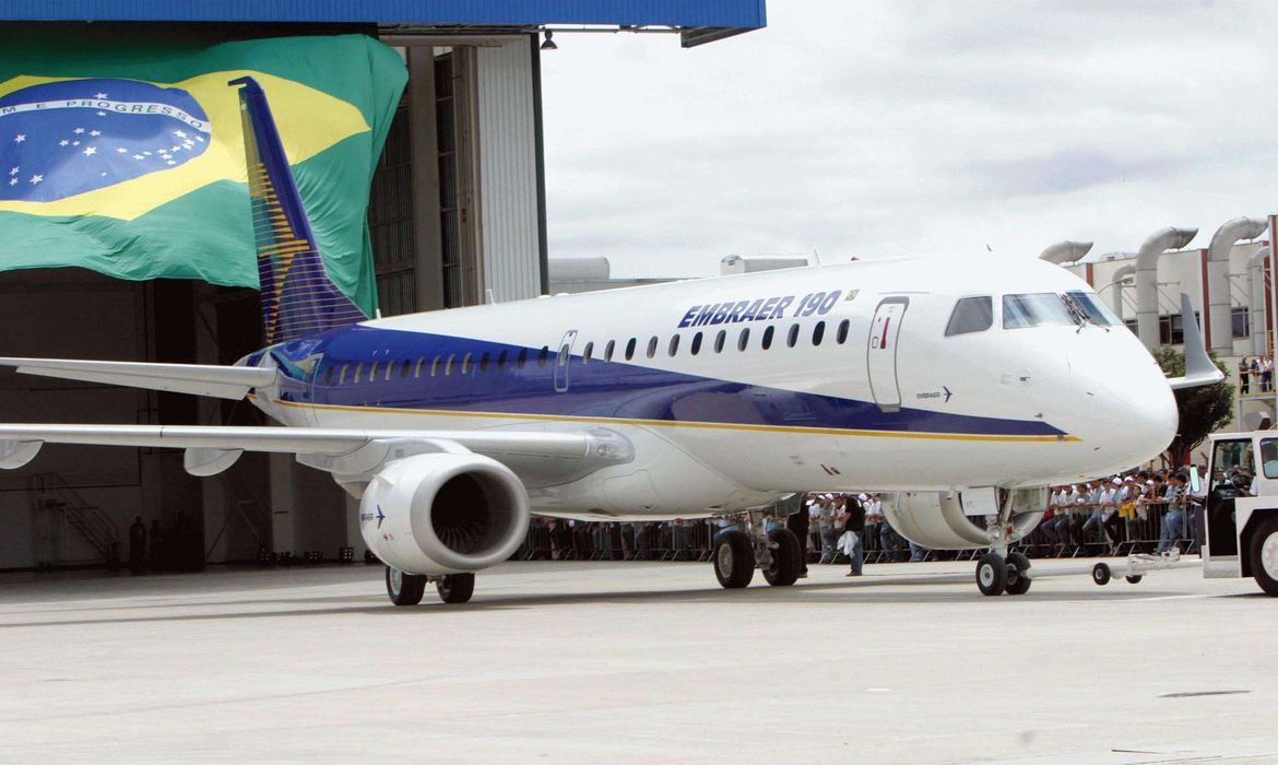 Embraer vai receber R$ 1 bi do BNDES para dinamizar exportações 