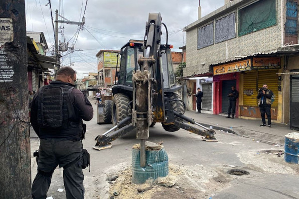 Senado aprova projeto que torna crime barricadas para cometer crimes