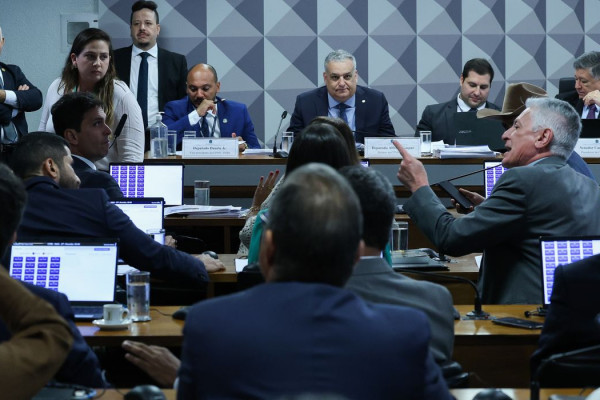 CPMI do INSS aprova dois pedidos de prisão preventiva