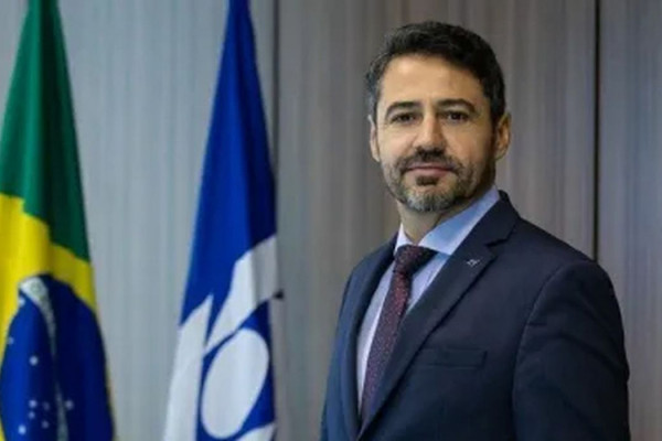 CGU demite ex-chefe da Receita que atuou no caso de joias sauditas