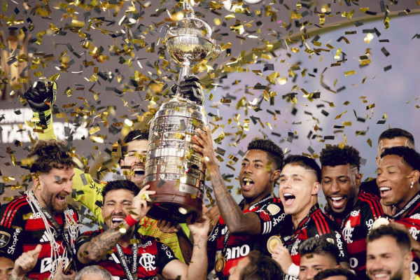 Flamengo domina seleção da Copa Libertadores