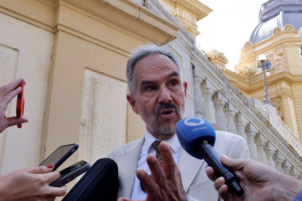 CIDH discute com Cláudio Castro letalidade da Operação Contenção