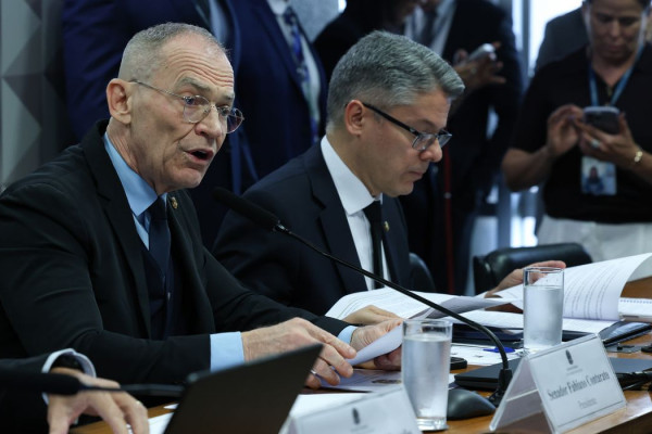 CPI do Crime convoca Bacellar, presidente da Alerj solto por colegas