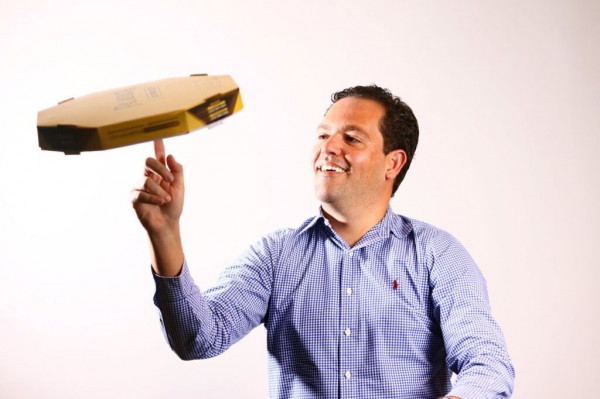 Rafael Martinez, dono da Falaguasta, durante ensaio de divulga&ccedil;&atilde;o da empresa