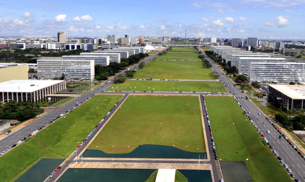 Ministério da Gestão nomeia 677 aprovados no Concurso Unificado