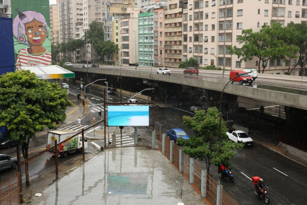 Estado de SP deve ter chuva e ventos intensos até a próxima terça