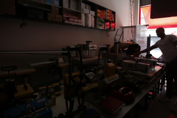 Quatro dias após ventania, SP tem mais de 60 mil clientes sem luz