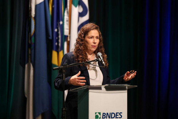 Estatais não são peso, são patrimônio, defende ministra da Gestão