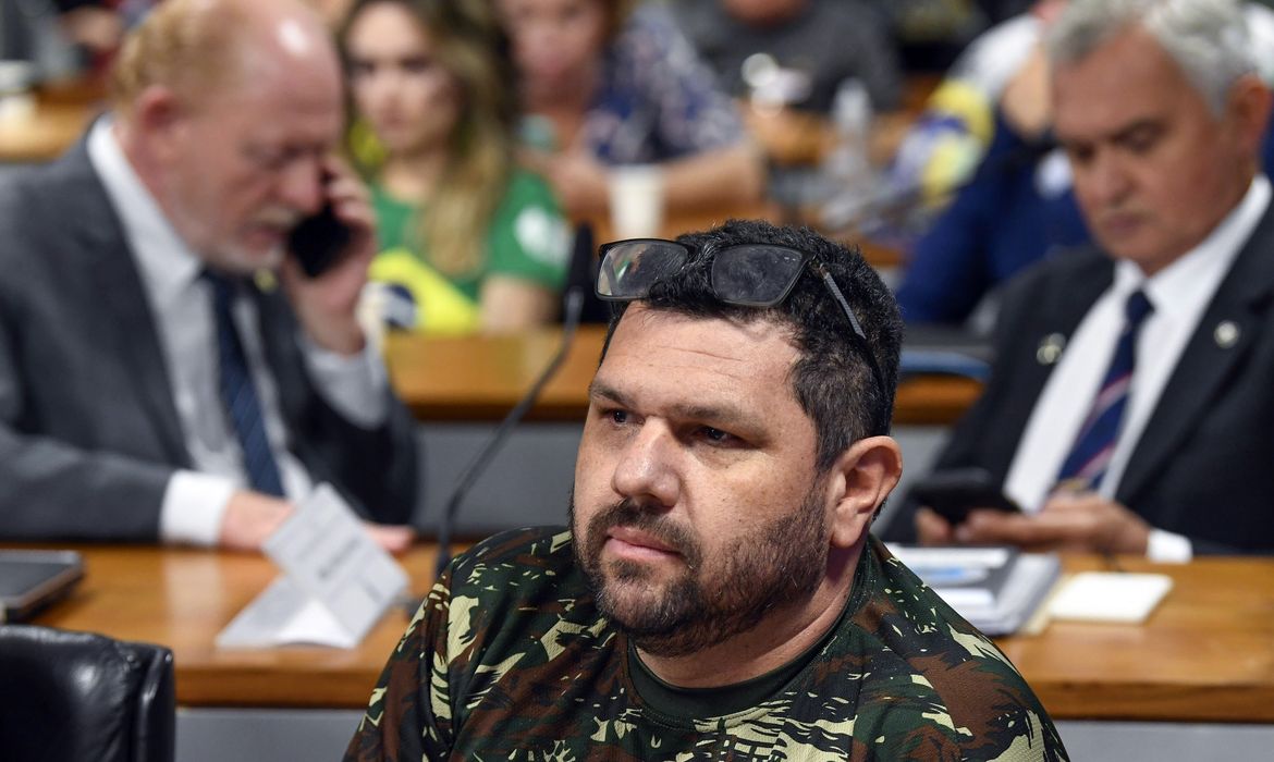 Justiça da Espanha nega extradição de blogueiro investigado pelo STF