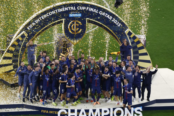 Flamengo perde para PSG e vê sonho do Bi mundial ser adiado