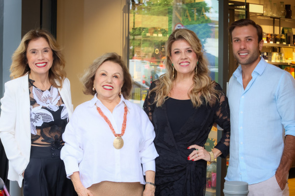 Fabiana Borges de Oliveira, Imara Borges de Oliveira, Flavia Borges de Oliveira Montans e Pedro Victor Bonini de Oliveira -  Rafael Cautella Fotografia