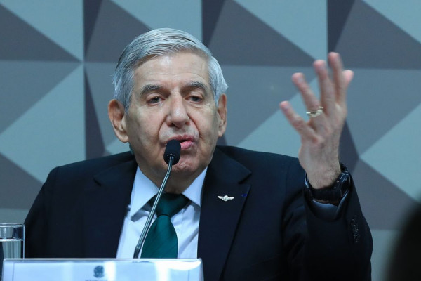 PF pede mais tempo para concluir perícia de Augusto Heleno 