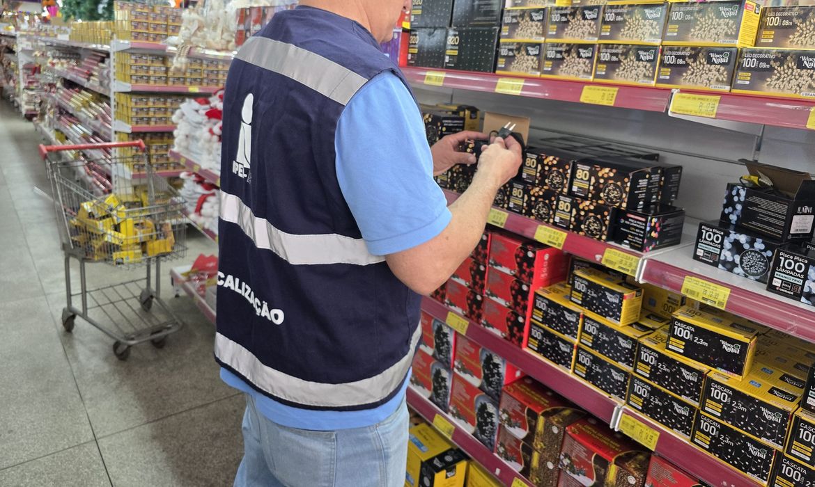 Natal Seguro: Inmetro flagra 90 mil produtos com irregularidades