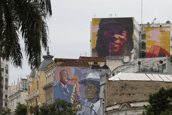 Milton Nascimento ganha mural de 300 m² no Rio de Janeiro
