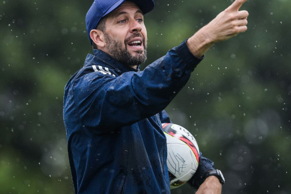 Internacional anuncia a contratação do uruguaio Paulo Pezzolano