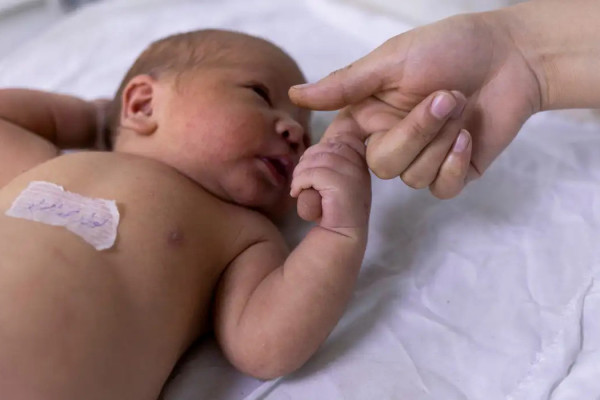 Pelo 2º ano, Helena lidera ranking de nomes registrados; veja a lista