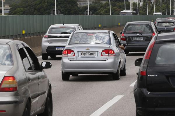 Prefeitura de São Paulo suspende rodízio de carros neste fim de ano