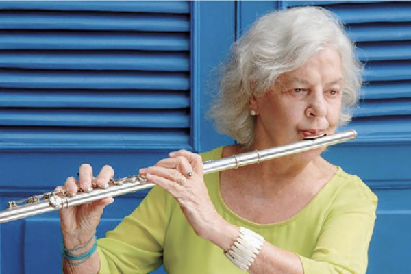 Mestra do choro, flautista francesa Odette Dias morre aos 96 no Rio