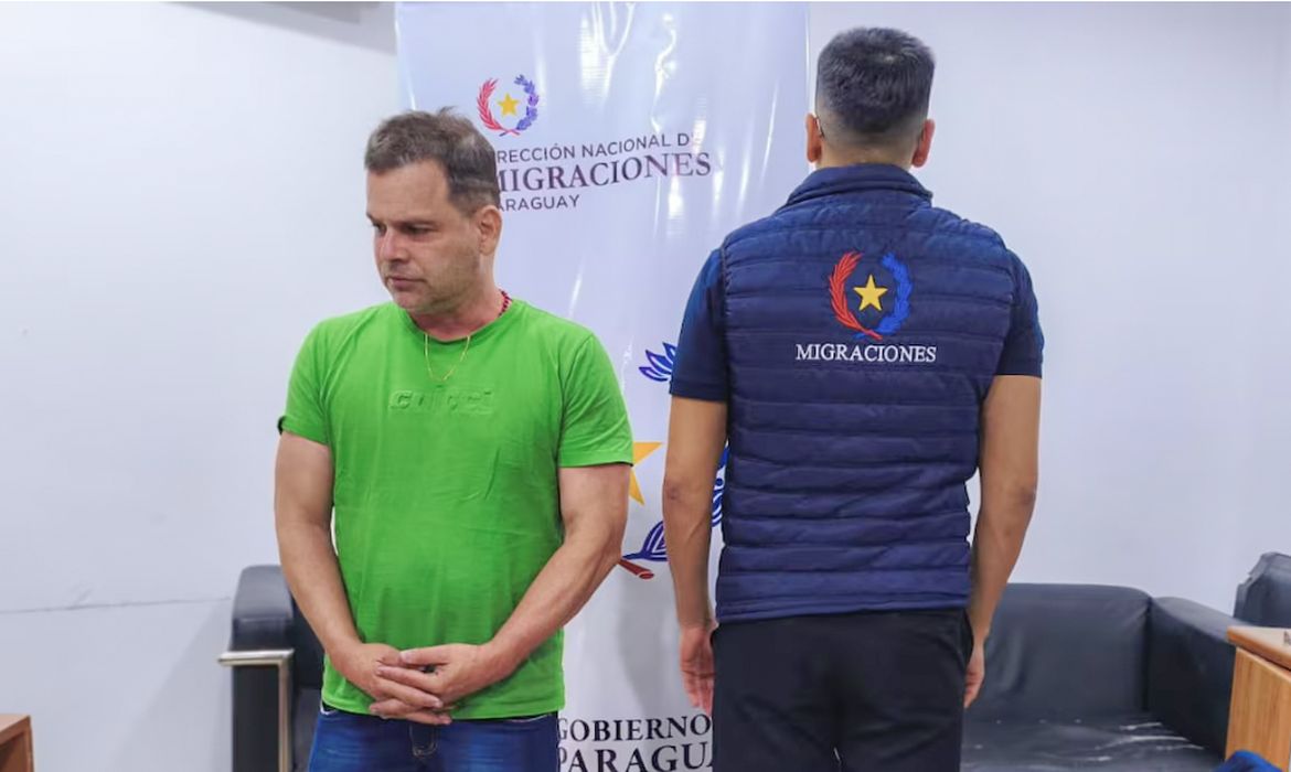 Polícia do Paraguai entrega Silvinei Vasques à PF 
