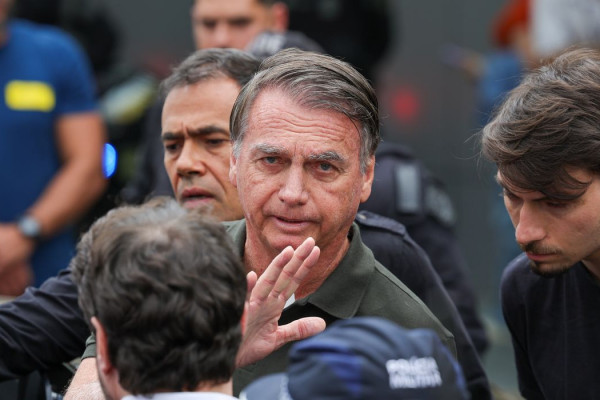 Defesa de Bolsonaro apresenta novo pedido de domiciliar ao STF