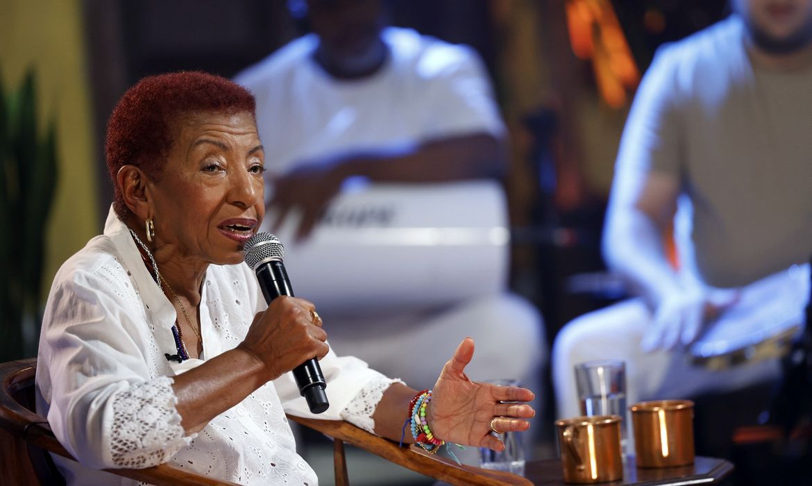 TV Brasil festeja 2026 com clássicos do samba em show especial        