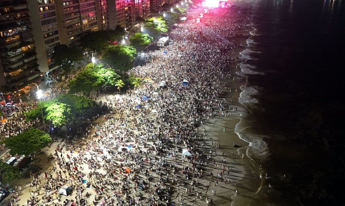 Turistas lotaram rede hoteleira de Niterói no réveillon