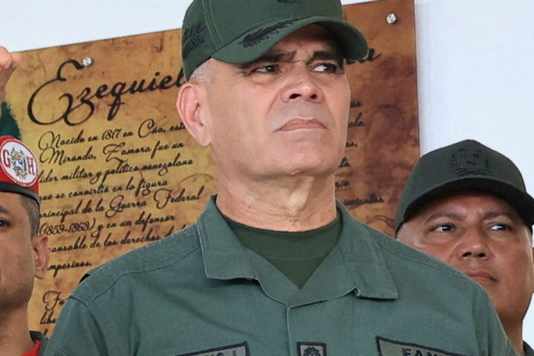 Equipe de segurança de Maduro foi morta a sangue frio, diz ministro