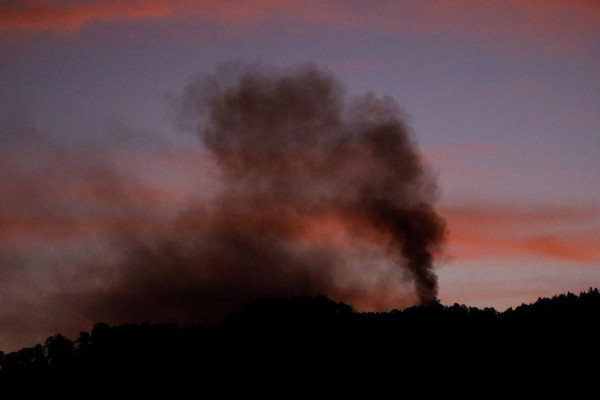 Bernie Sanders e Kamala Harris criticam ações de Trump na Venezuela