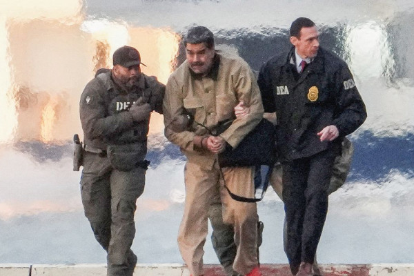 Após sequestro, Maduro e esposa são levados para Corte em Nova York