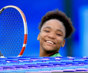 Vitória Miranda é eleita a melhor tenista jovem da temporada 2025