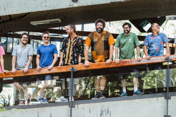 Moveis Coloniais de Acaju