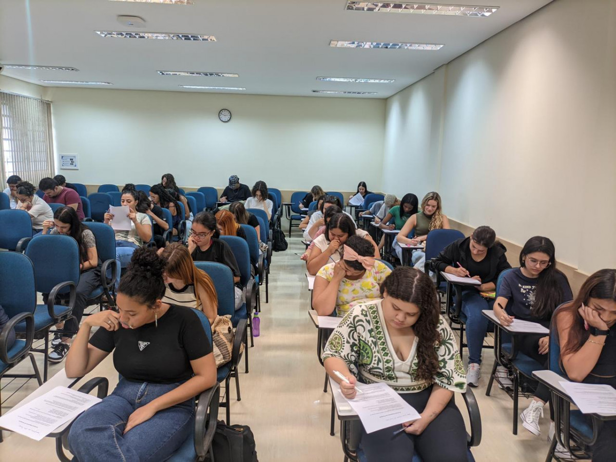 Turma do Cursinho Social Flavi USP: projeto tem aulas presenciais e online