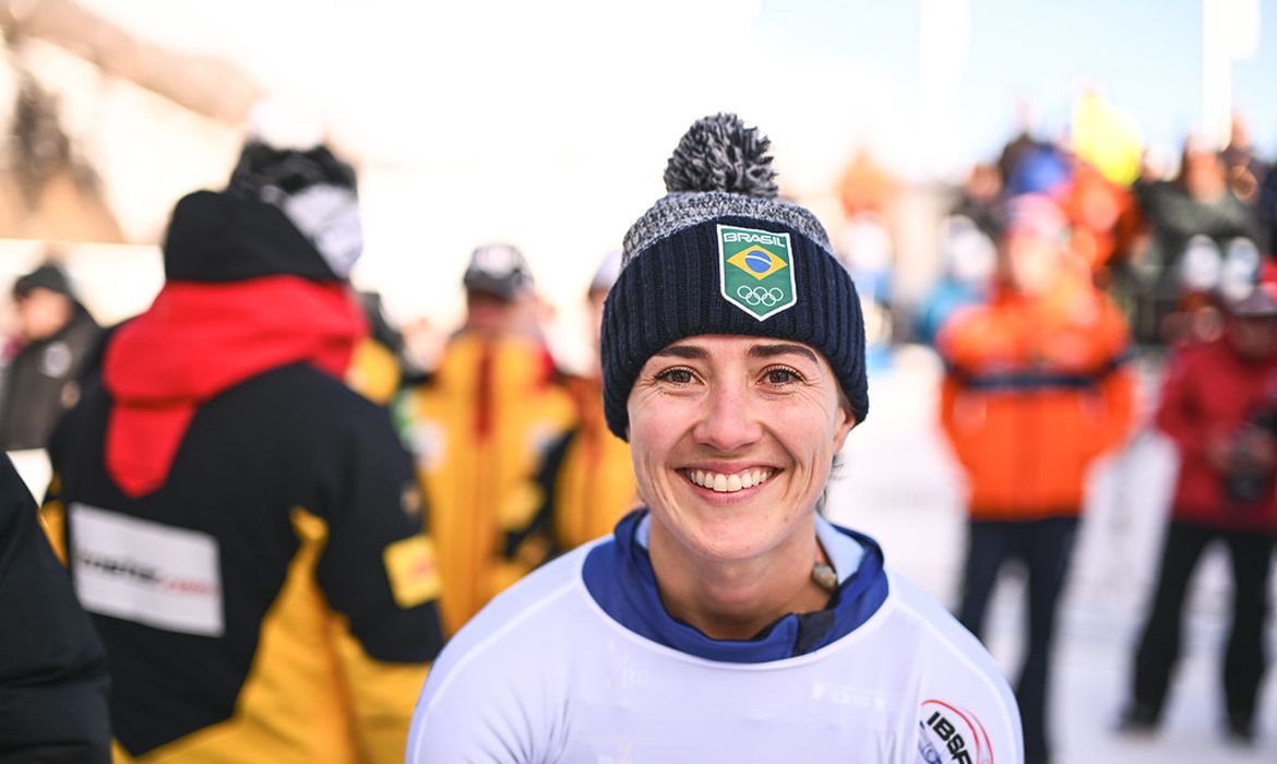 Skeleton: Nicole Silveira é bronze em etapa da Copa do Mundo na Suíça