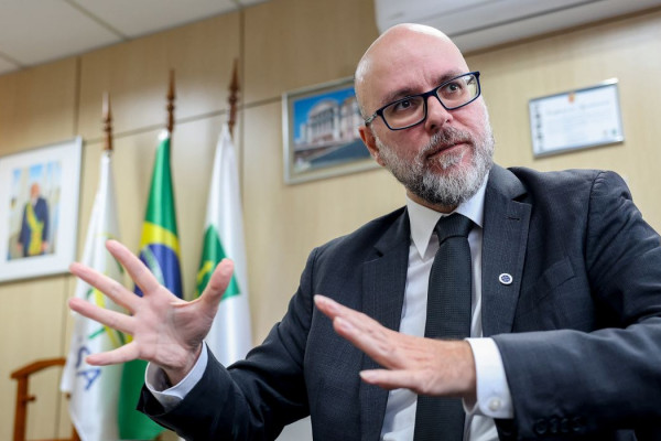 Anvisa quer reduzir fila de análises e priorizar inovações nacionais