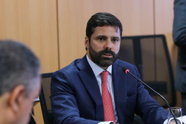 Secretário executivo é nomeado ministro interino da Justiça