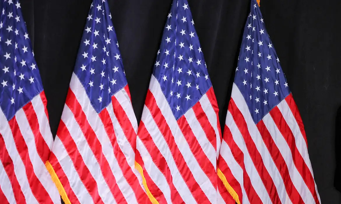 Juristas pedem que tribunal internacional investigue ação na Venezuela