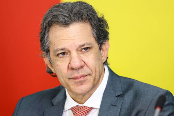 Haddad diz que caso Master pode ser a maior fraude bancária do país