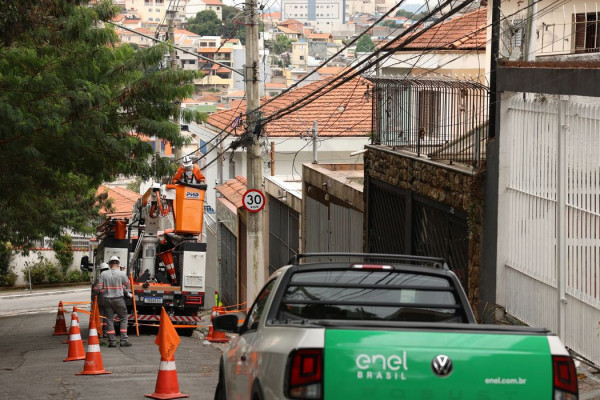 Enel diz que apagão impactou mais de 4 milhões de clientes em SP