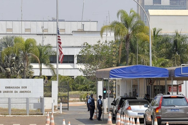 Saiba quais países tiveram visto de imigração para os EUA suspenso