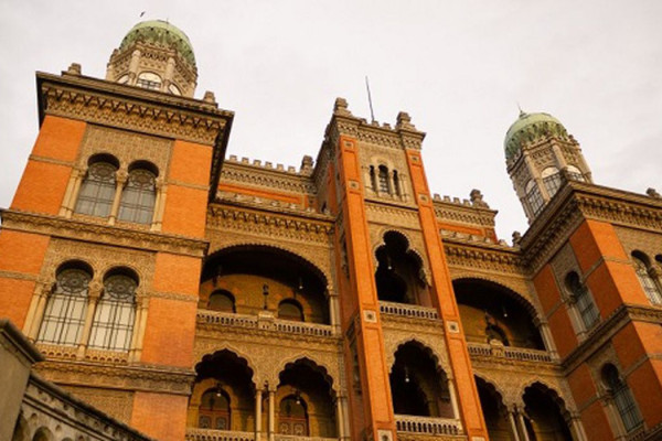 Fiocruz conduzirá estudo com injeção contra HIV em sete cidades