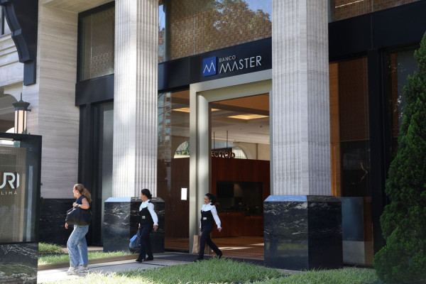FGC inicia pagamento de clientes do Banco Master com até R$ 250 mil