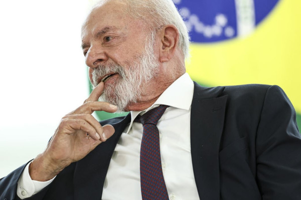 Lula critica ações dos EUA na Venezuela e defende multilateralismo