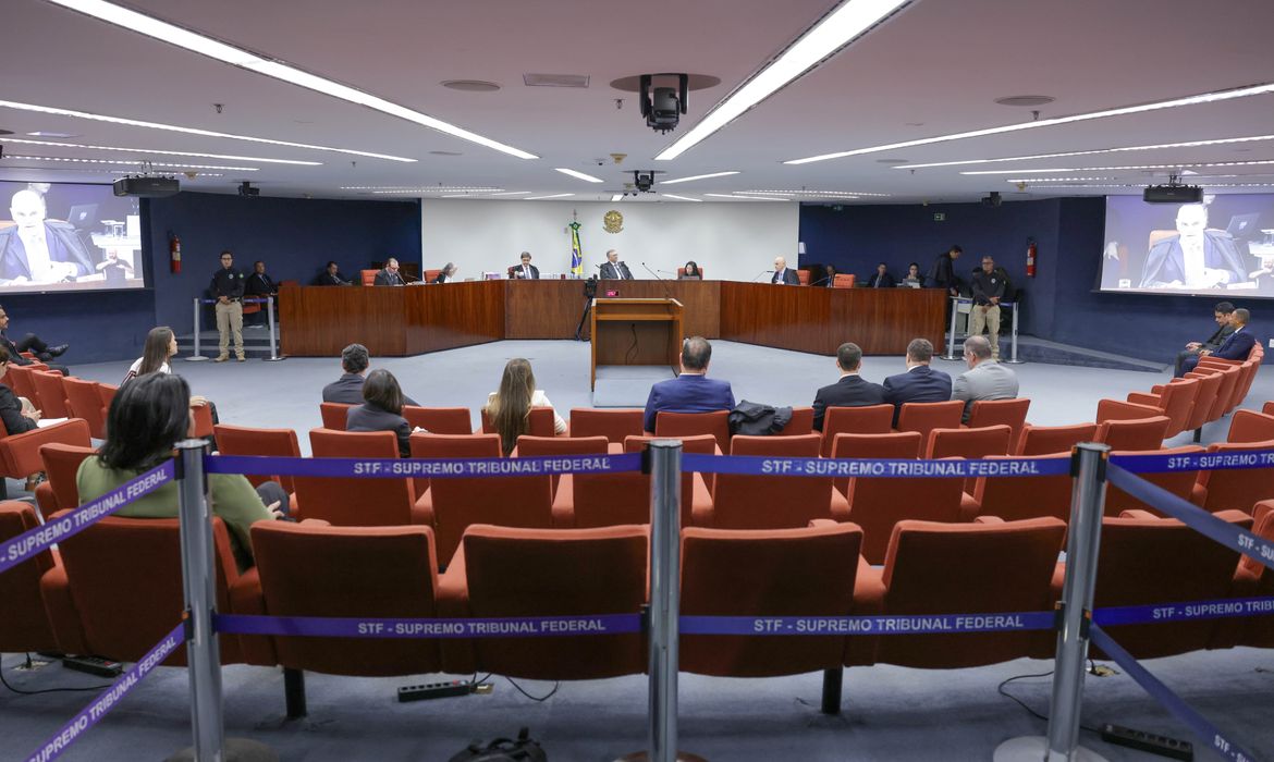 Moraes autoriza coronel da trama golpista a reduzir pena com leitura 