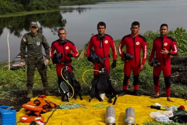 Após alta hospitalar, primo de crianças desaparecidas auxilia na busca