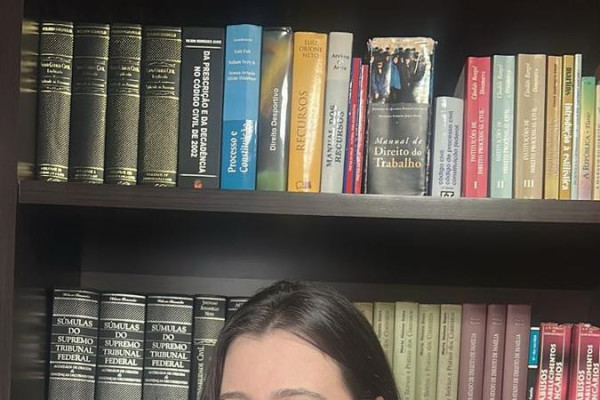 Lanay Persine, advogada especialista em Direito de Familia