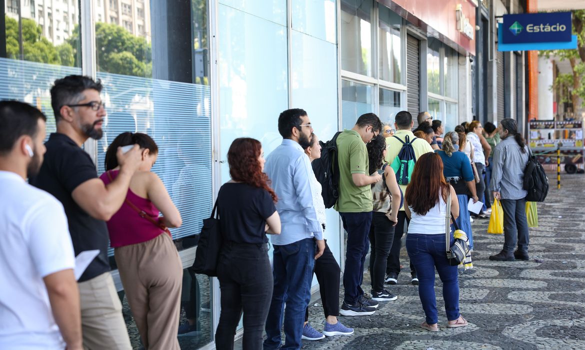 MGI chama mais 44 candidatos em lista de espera para curso de formação