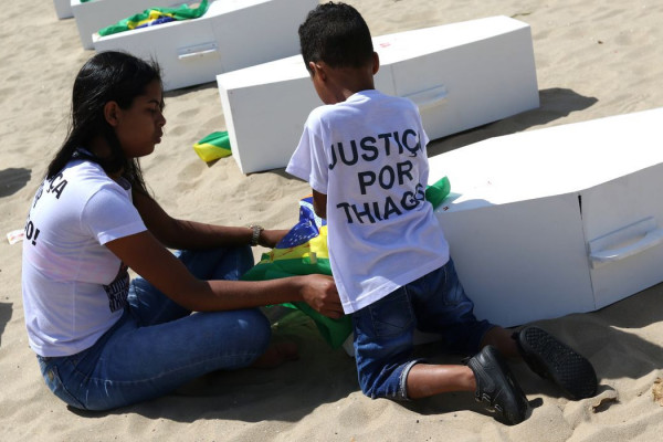 PMs acusados da morte de menino vão a júri popular, no Rio